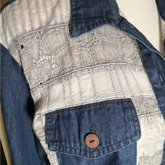 Young Threads Cropped Denim Jacket with Patchwork, Small, NWT - Picture 3 of 4